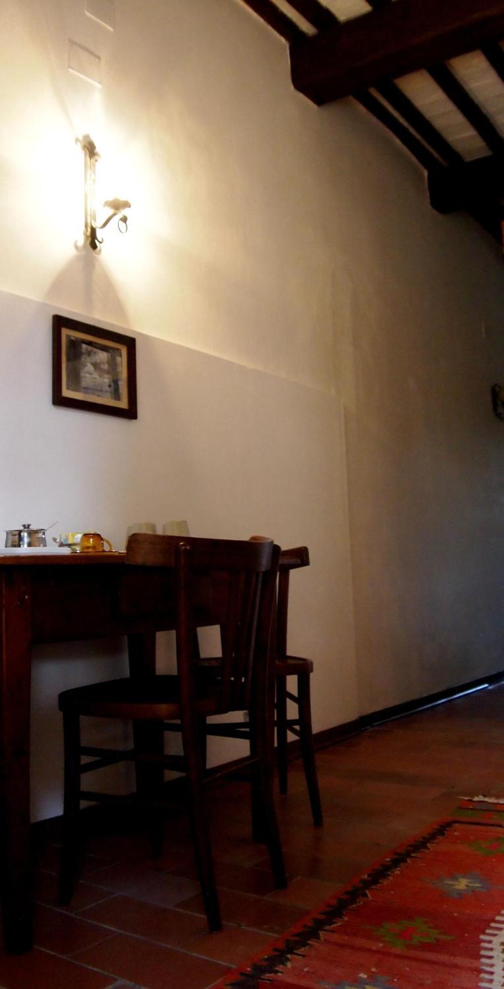 Agriturismo La Terra Valiano Bilik gambar