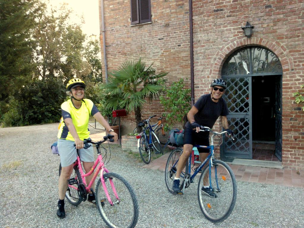 Agriturismo La Terra Valiano Luaran gambar